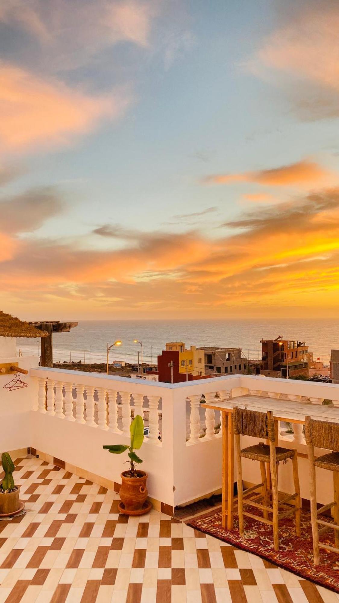 イムスワン Surf Break Morocco Bed & Breakfast エクステリア 写真