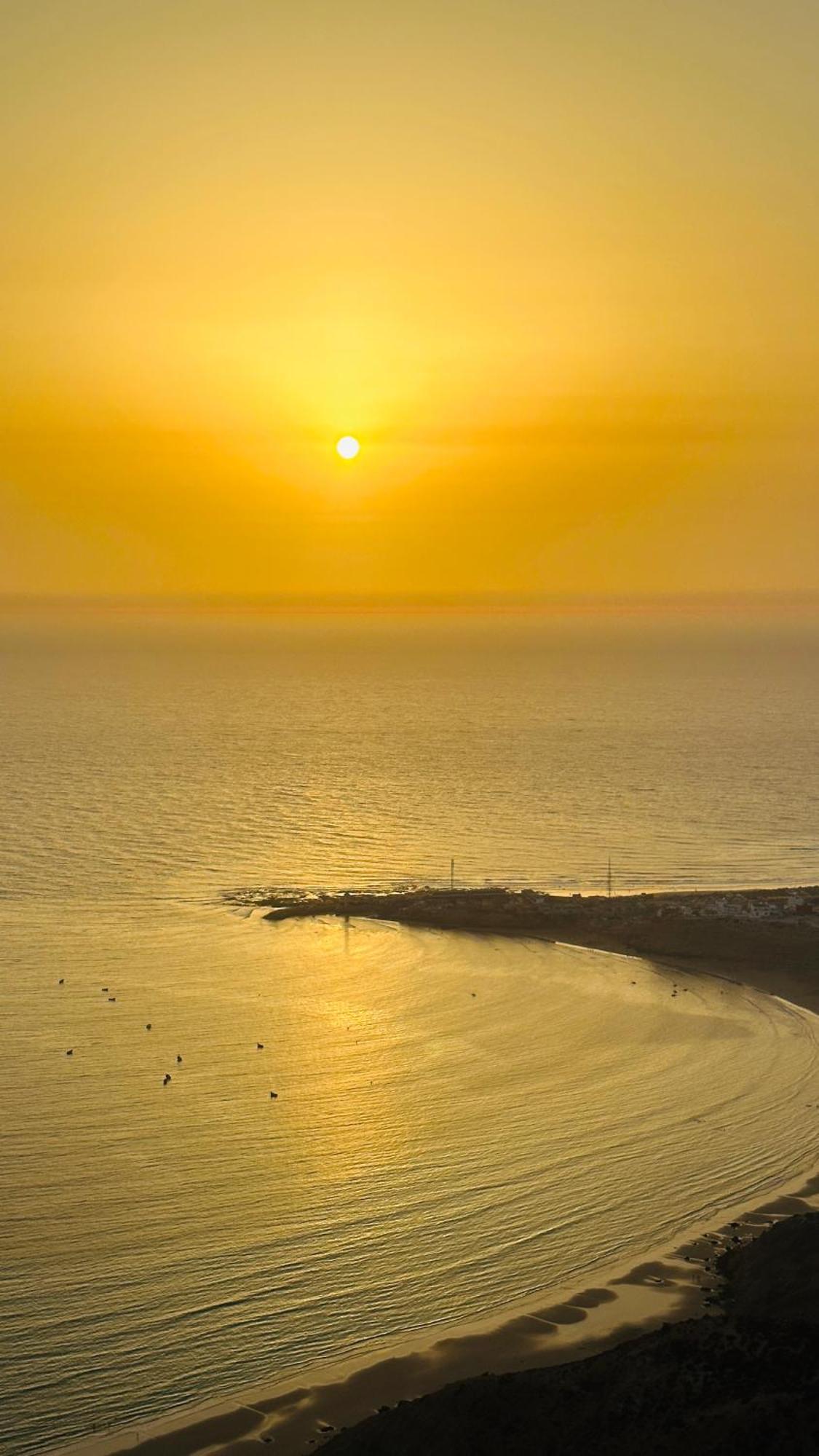イムスワン Surf Break Morocco Bed & Breakfast エクステリア 写真