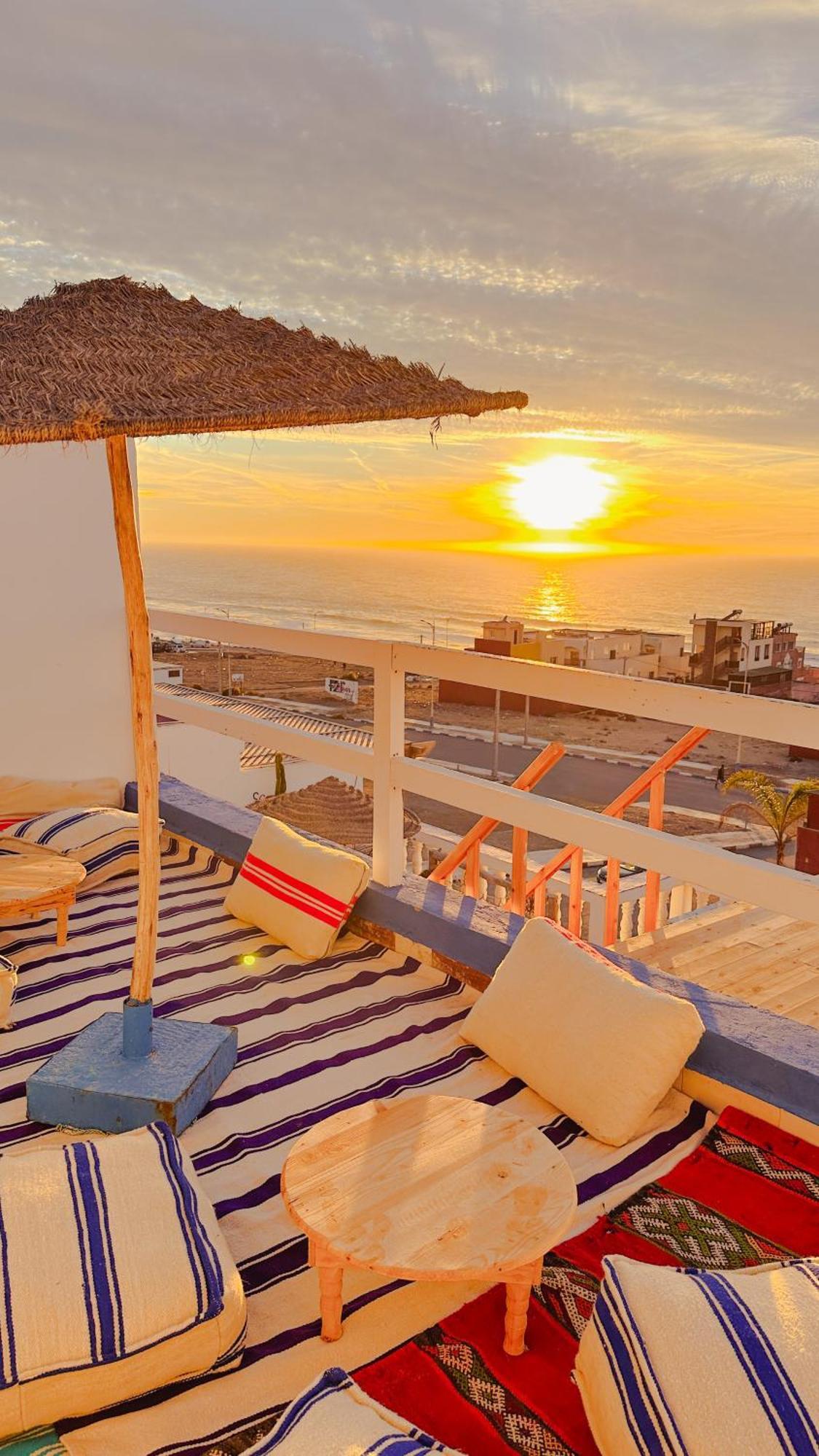 イムスワン Surf Break Morocco Bed & Breakfast エクステリア 写真