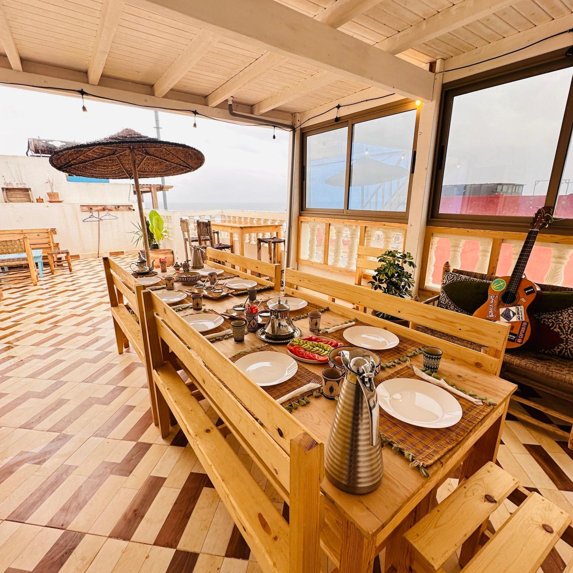イムスワン Surf Break Morocco Bed & Breakfast エクステリア 写真