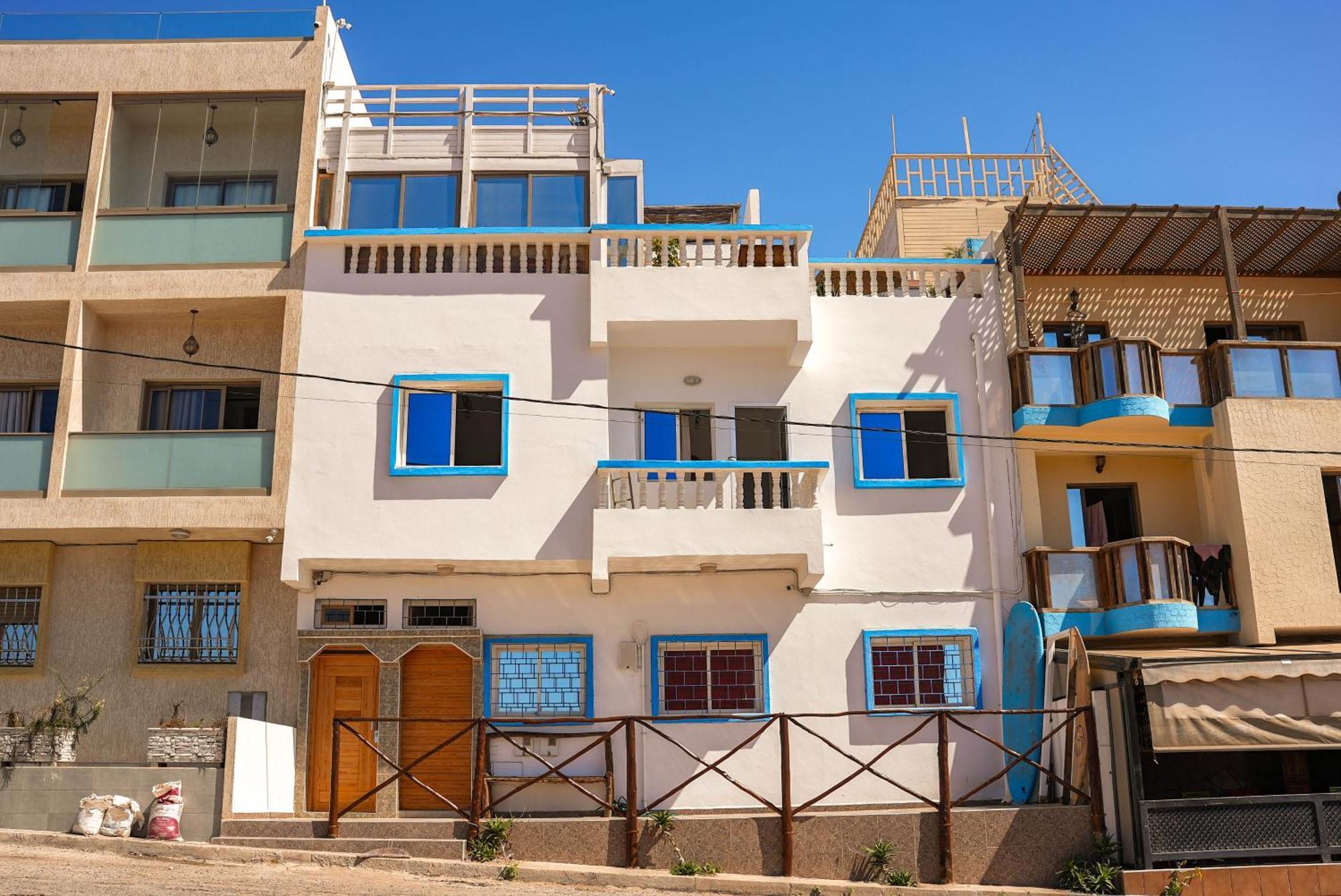 イムスワン Surf Break Morocco Bed & Breakfast エクステリア 写真